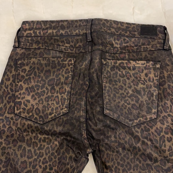 Guess Jeans. Coated denim. - Picture 5 of 7